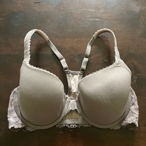 Victoria’s Secret Racer back Demi